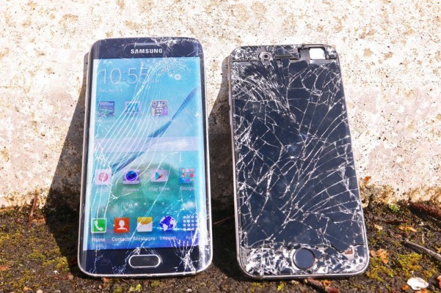iPhone 6 vs. Samsung Galaxy S6 Edge drop test - svetapple.sk.