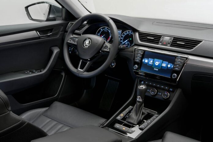 Škoda Superb 2015 - svetapple.sk Škoda Superb 2015 - svetapple.sk