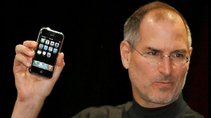 iPhone 2G oslavuje 12. rokov od svojho predstavenia. - svetapple.sk