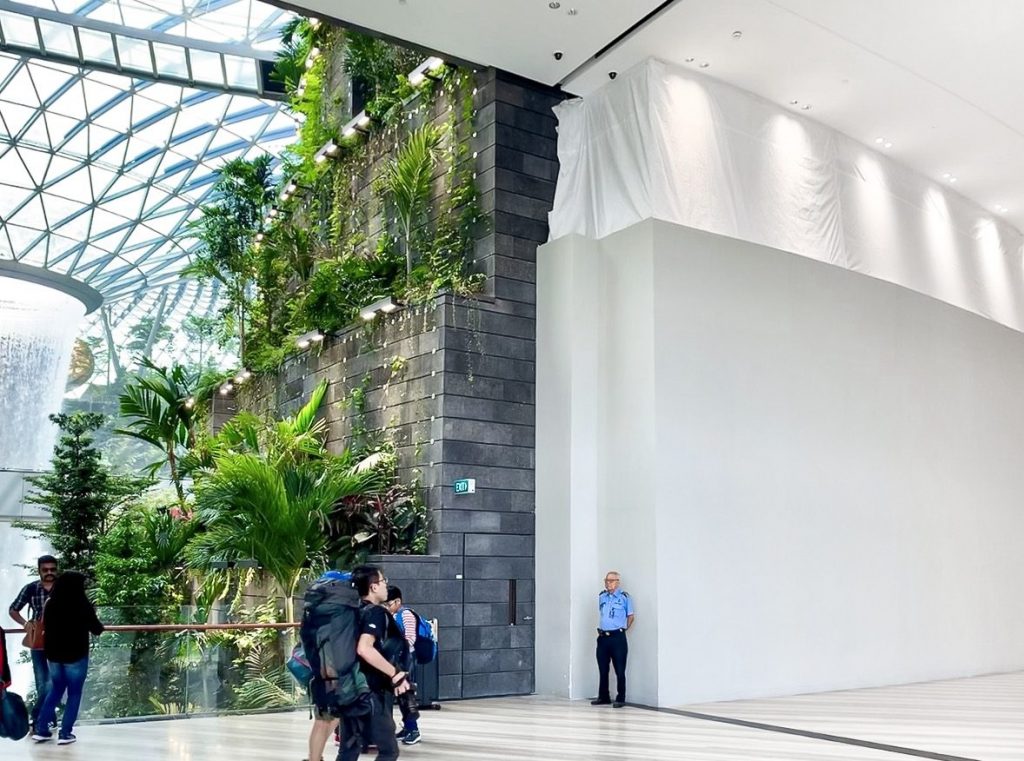 Apple Store na letisku v Singapure bude otvorený 13. júla. - svetapple.sk