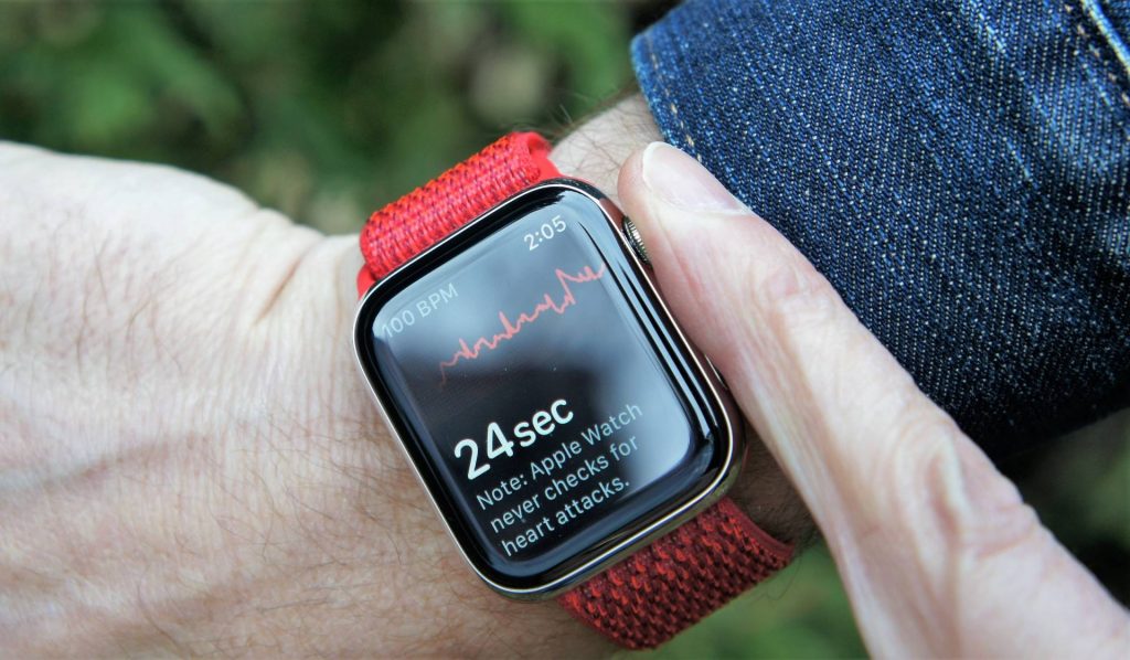 Apple Watch a EKG zachránili život 30 ročnému bežcovi. Pripravoval sa na UK Marathon. - svetapple.sk