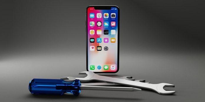 Študenti podvodom na Apple zarobili takmer milión dolárov. Reklamovali falošné iPhony. - svetapple.sk