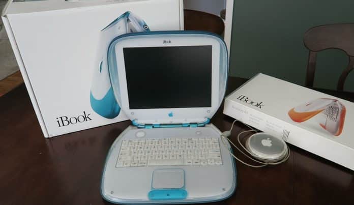 V roku 1999 predstavil Steve Jobs iBook s Wi-Fi. Pozrite sa na to (video). - svetapple.sk