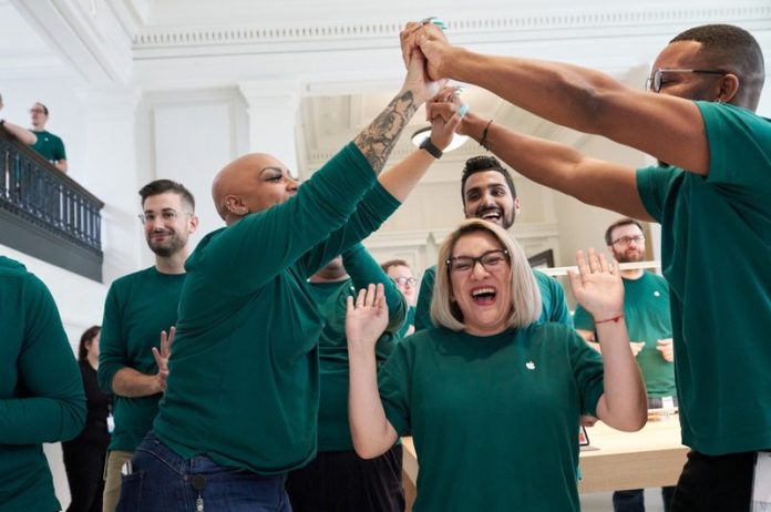 Apple v USA ponúka viac ako 2,4 milióna pracovných miest. - svetapple.sk