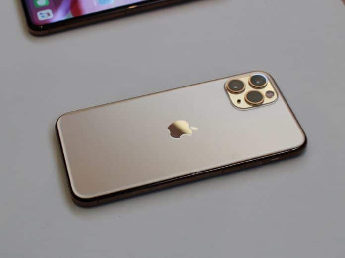 Dnes začal celosvetový predaj nových iPhonov! - svetapple.sk
