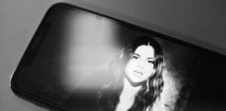 Selena Gomez má celý videoklip natočený na iPhone. Stoja za tím profesionáli.