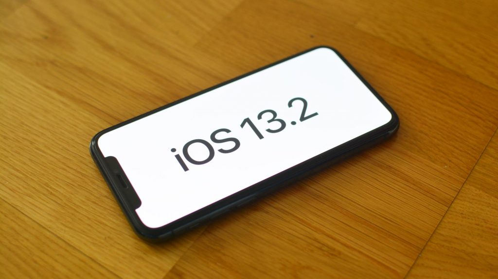 iOS 13.2 má problém. Počas náročnejších operácii sa na ňom zastavujú aplikácie.