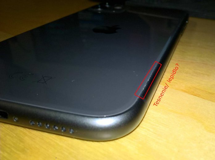 iphone 11 lepidlo