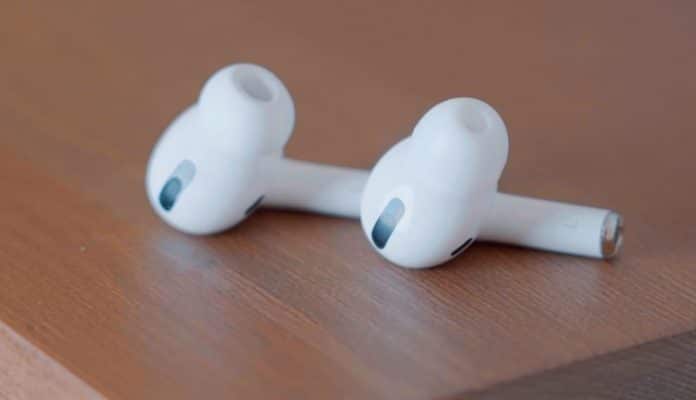 Fake AirPods Pro vs. originál Air Pods Pr