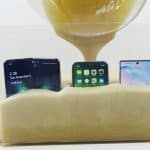 iPhone 11 vs Samsung Galaxy Fold vs Note 10 v najabsurdnejšom teste aký sme kedy videli.