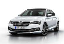 Škoda Superb iV Plug-in-Hybrid. Koľko naozaj prejde čisto na baterky?