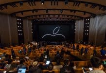 Apple sa stretne s akcionármi. Udalosť sa bude konať v divadle Steva Jobsa.