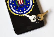 FBI chce aby Apple odomklo iPhone strelca z Floridy.