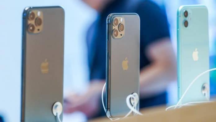 iPhone sa zatiaľ vyrábať nebude. Dôvod je koronavírus.