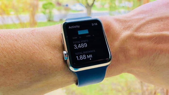 Apple Watch počet krokov
