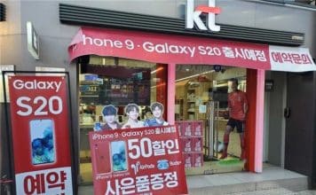 Operátor ukázal dizajn iPhonu SE 2 a tiež presný názov.