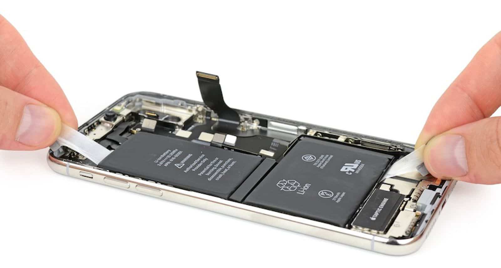 Európska únia bude žiadať, aby mali iPhony vymeniteľnú batériu!