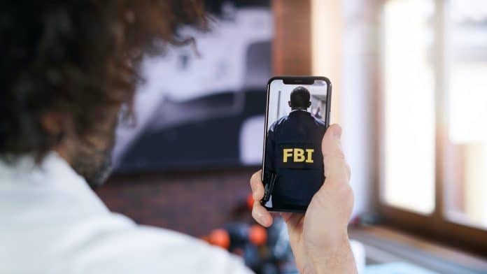 Petr Mára hovorí o boji FBI proti Apple. Pozrite si nové video!