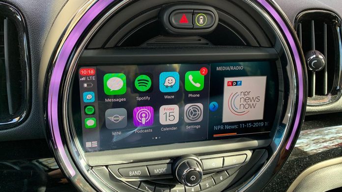 iOS 13.4 prináša do CarPlay novú funkciu.
