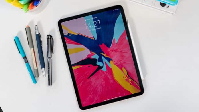 Budúci iPad Air príde s Touch ID v displeji. Nahradí tak Face ID.