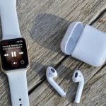 Apple si opäť udržalo nadradenosť v predajoch AirPods a Apple Watch!