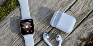 Apple si opäť udržalo nadradenosť v predajoch AirPods a Apple Watch!