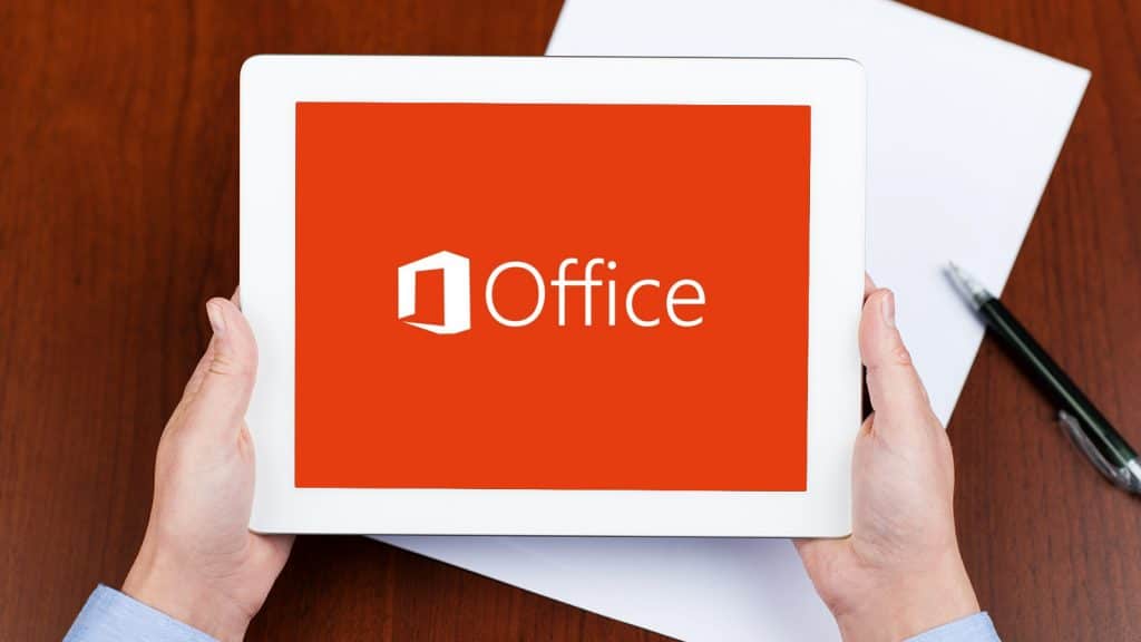Microsoft Office bude na iPade fungovať tak ako na počítači až na jeseň 2020.