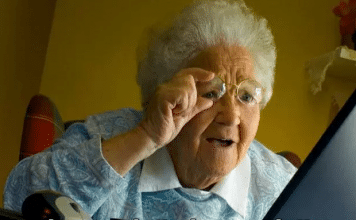 Babičke nariadili vymazať fotografie z Facebooku kvôli GDPR. Žena zaplatí pokutu od 50€ - 1000€.