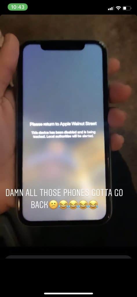 Apple "vybabralo" so zlodejmi rabujúcimi Apple Store v USA. Ukradnuté iPhony musia vrátiť.
