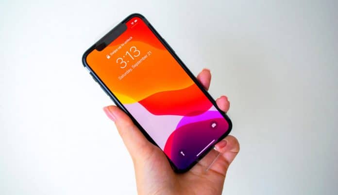 Nový iOS 13.5 je vraj "toxickým peklom chýb". Pociťujete problémy aj vy?