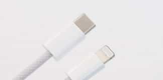 iPhone 12 môže dostať odolnejší lightning kábel. Apple použije iný materiál.