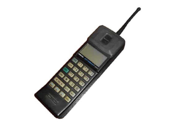  Evolúcia mobilných zariadení od roku 1973 do roku 2020