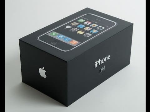 Pozrite sa na to, čo všetko mal v krabici prvý iPhone z roku 2007!