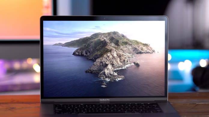 macOS Catalina 10.15.6 trpí chybou, kvôli ktorej kolabuje celý systém.