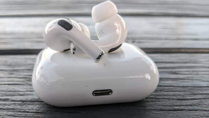 AirPods 3 budú podobné ako AirPods Pro. Vieme kedy prídu do predaja.