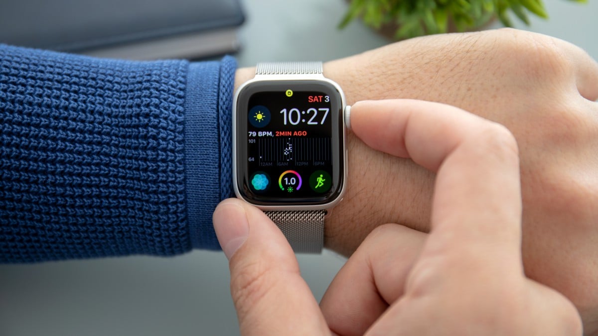 Photo of Apple Watch Series 6 sa môžu premenovať na Apple Watch Pro!