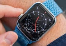 Rozbitý displej na Apple Watch