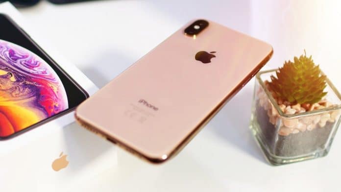 iPhone XS