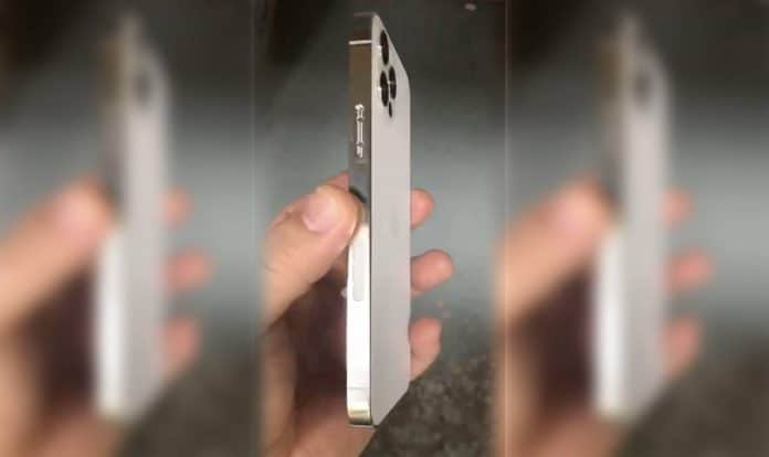 iPhone 12 únik