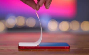 „Je tu iPhone pre každého“. Apple očakáva výrazný rast predajov. iPhone 12