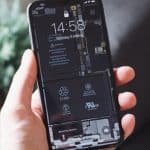 Stiahnite si "hardvérové" pozadie na iPhone