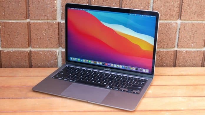 MacBook s čipom M1