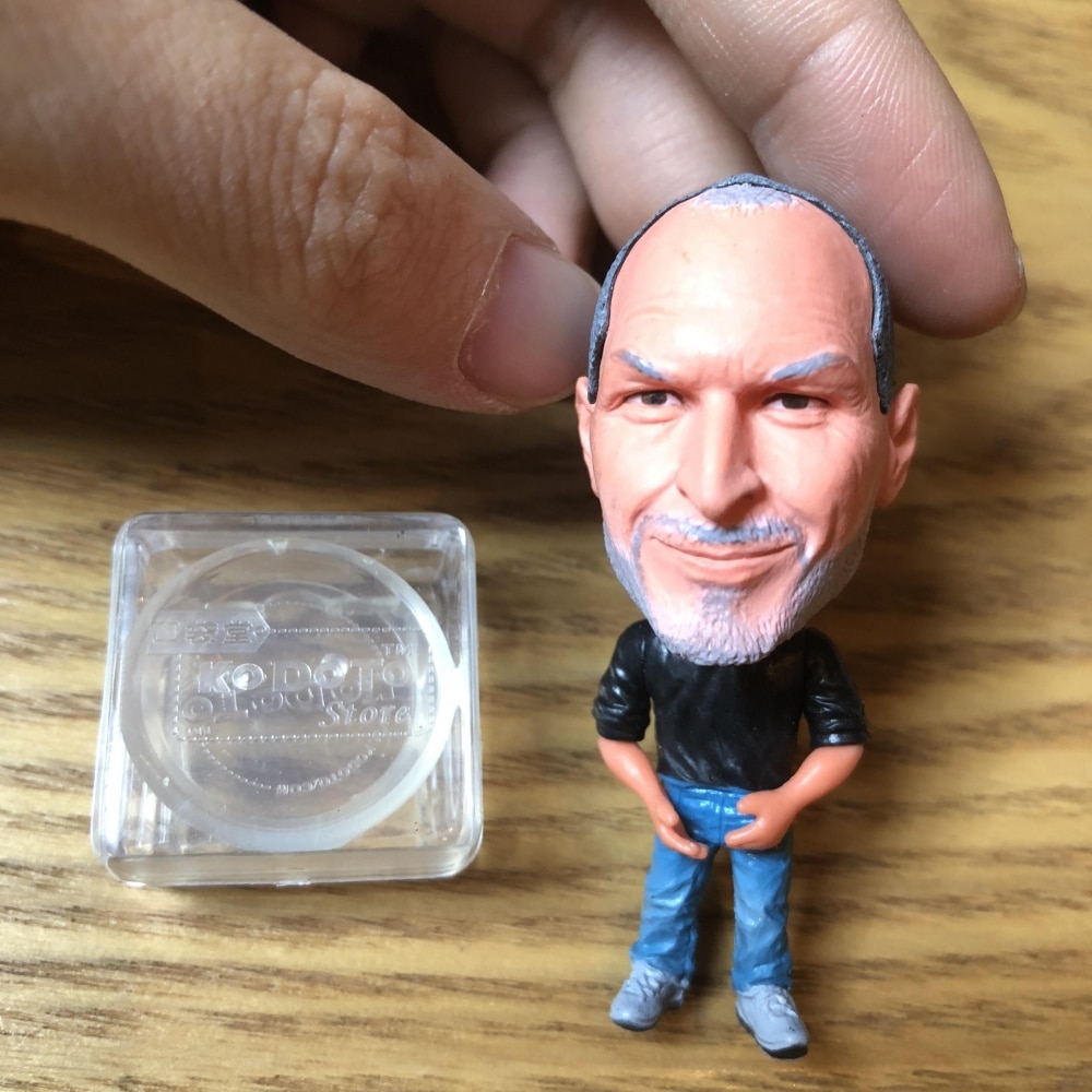 Steve Jobs mini 