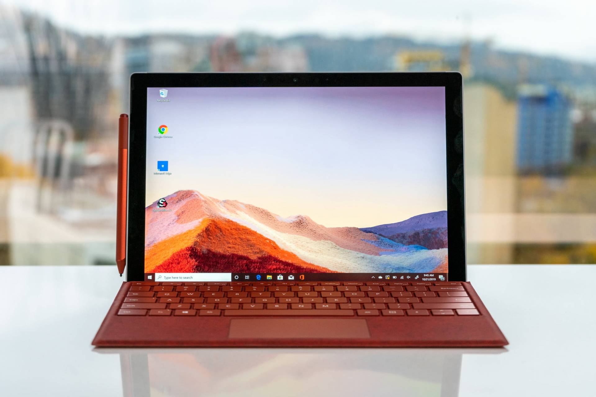 Je Microsoft Surface Pro 7 je lepší než MacBook Pro M1?