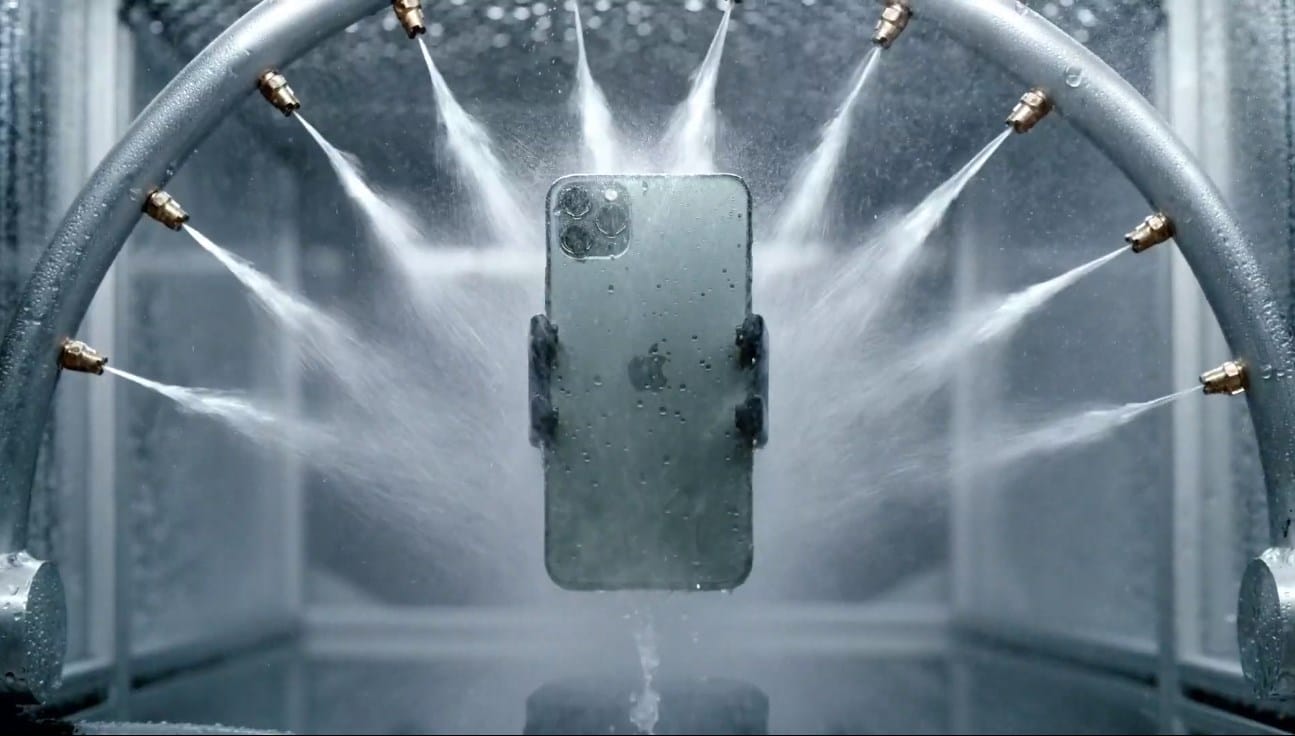 iPhone 11 Pro bol mesiac v zamrznutom jazere