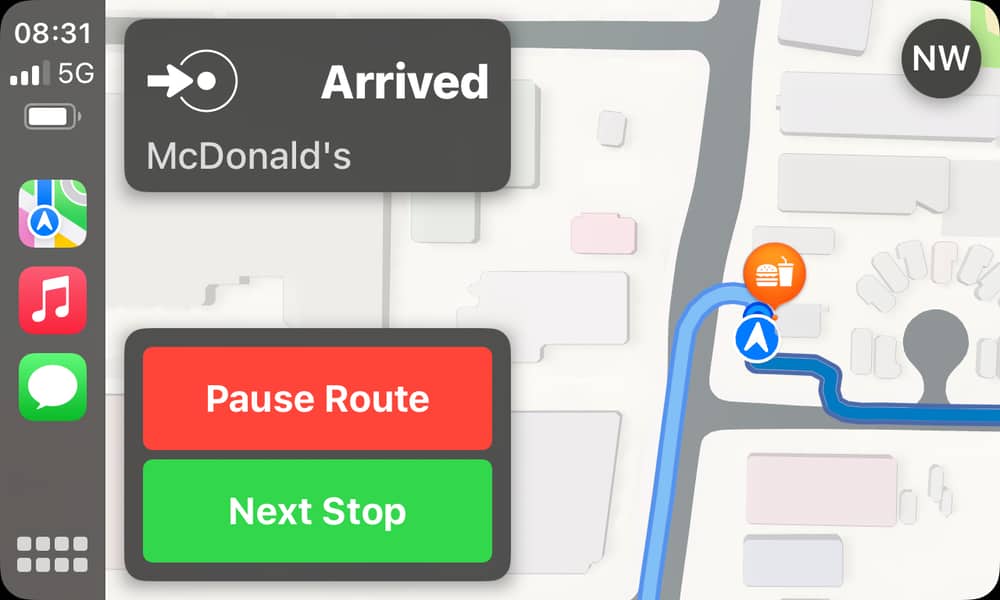 iOS-16-CarPlay-Apple-Maps-viaceré-zastavky