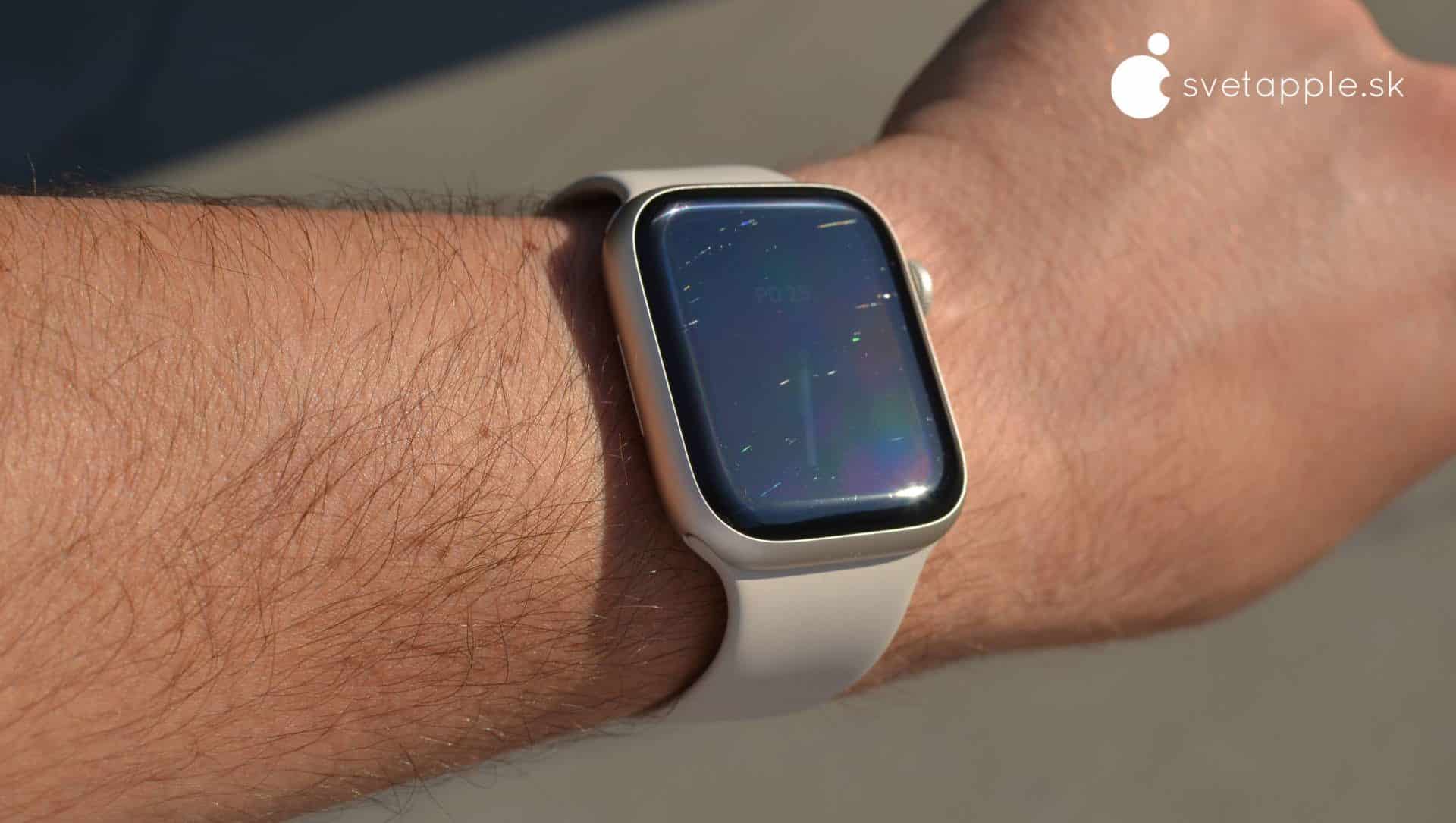 Apple Watch Series 7 škrabance na displeji
