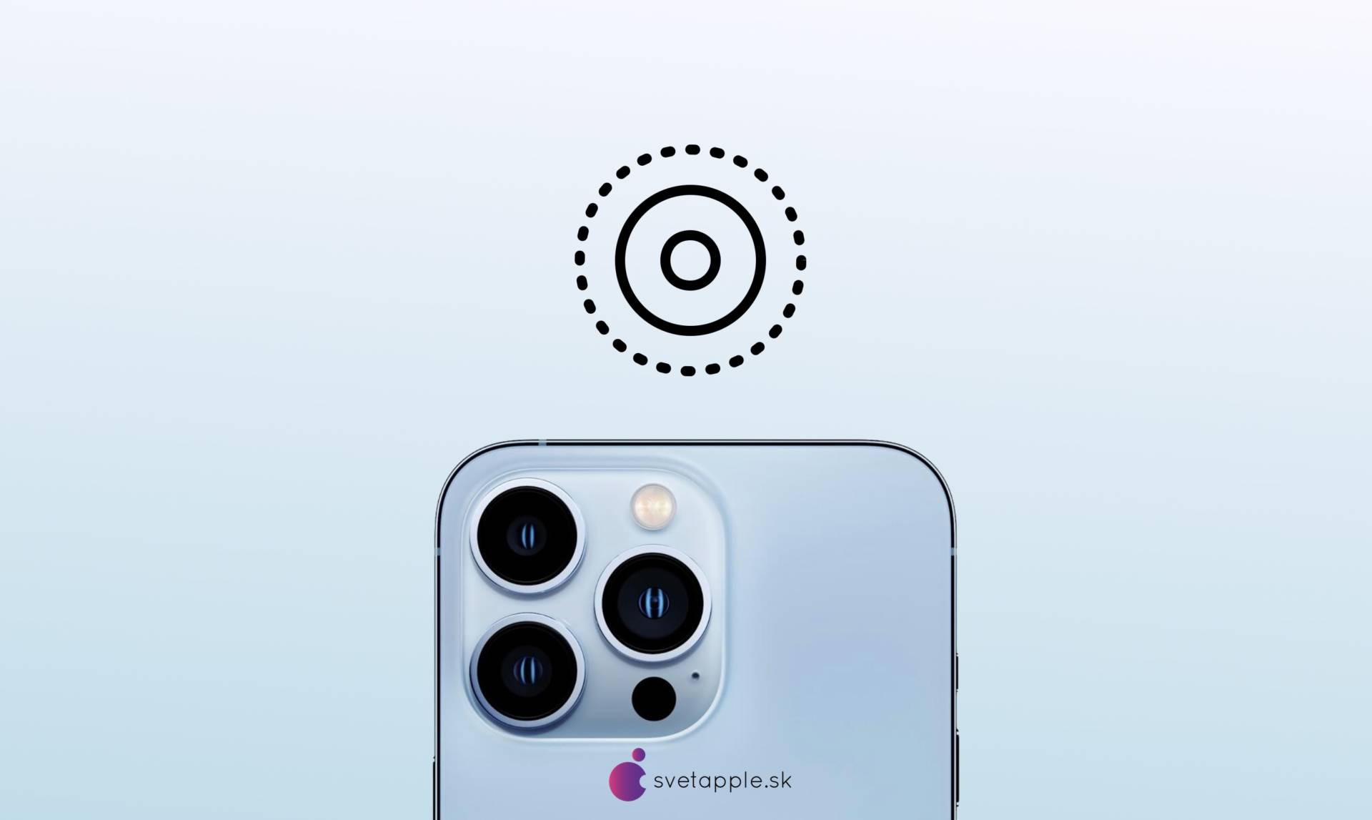 Kamera iPhonu 13 Pro na svetlom pozadí s logom Live Photo a SvetApple