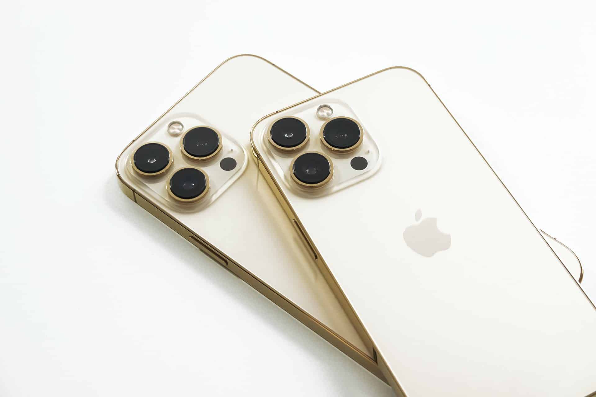 iPhone 13 Pro v zlatej farbe