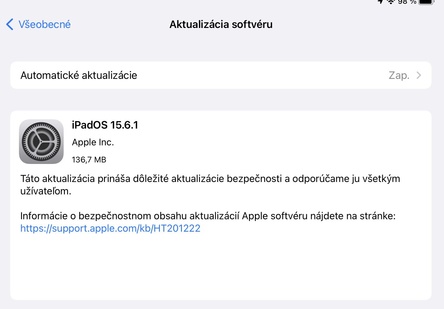Aktualizácia iPadOS 15.6.1 na obrazovke iPadu mini 6